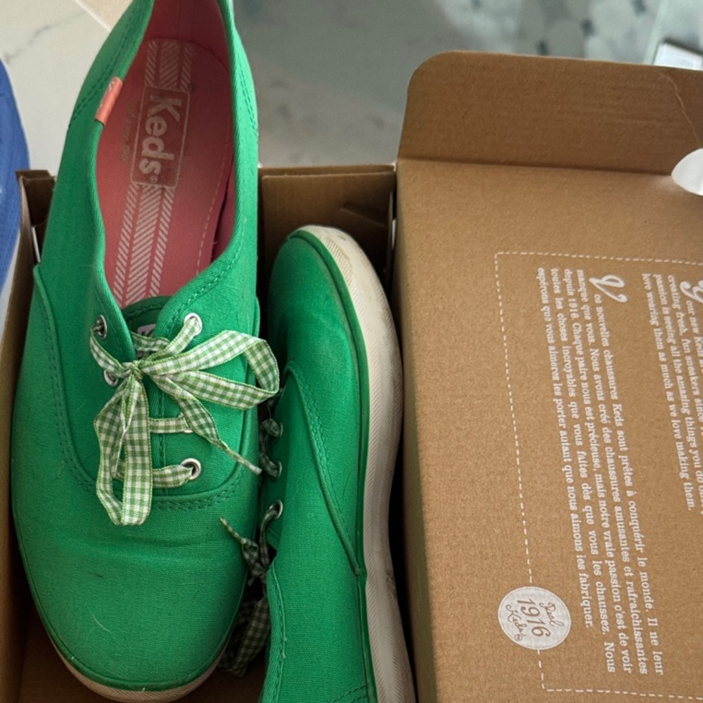 Keds Women's Vibrant Green Sneakers St Patrick day and Spring day fun